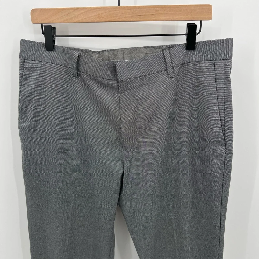 Banana Republic gray mini checkered slim fit trousers